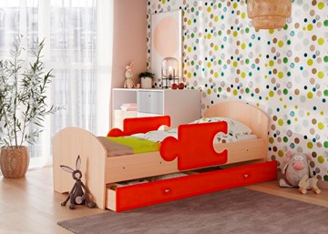 Детская кровать с бортиками и ящиком ТМК Мозайка, корпус Млечный дуб/фасад Оранжевый (щиты) в Артеме