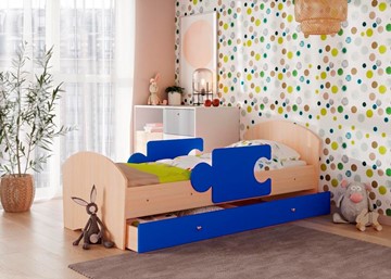 Детская кровать с бортиками и ящиком Мозайка, корпус Млечный дуб/фасад Синий (щиты) в Находке