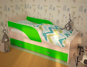 Детская кровать с бортиками Максимка, корпус Млечный дуб, фасад Салатовый в Находке