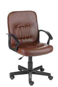 Кресло офисное Чат кожзам коричневый в Находке