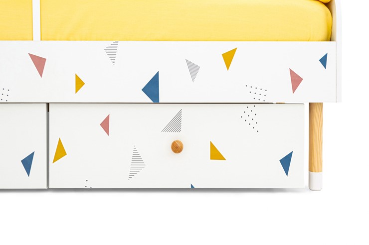 Кровать детская Stumpa Классика "Треугольники желтый, синий, розовый" во Владивостоке - изображение 6