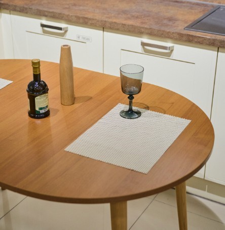 Кухонный стол круглый Шпон Ореха д. 90 см ЛДСП светлый орех в Артеме - изображение 7
