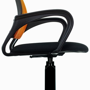 Кресло офисное Brabix Fly MG-396 (с подлокотниками, сетка, оранжевое/черное) 532084 в Артеме - предосмотр 9