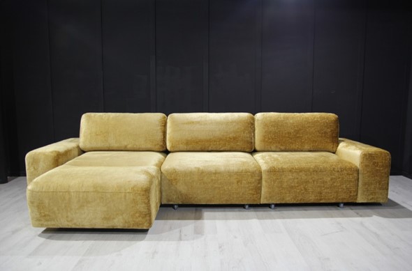 Угловой диван с оттоманкой Бостон 3510х1700 мм в Уссурийске - изображение
