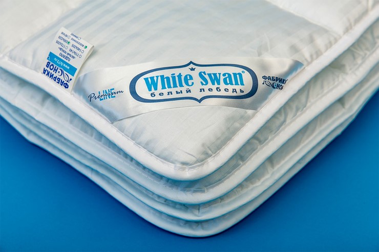 Одеяло всесезонное двуспальное Белый лебедь в Артеме - изображение 1