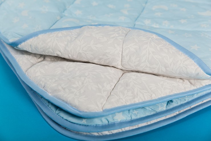 Одеяло всесезонное полутороспальное Хлопок &  Хлопок в Артеме - изображение 1