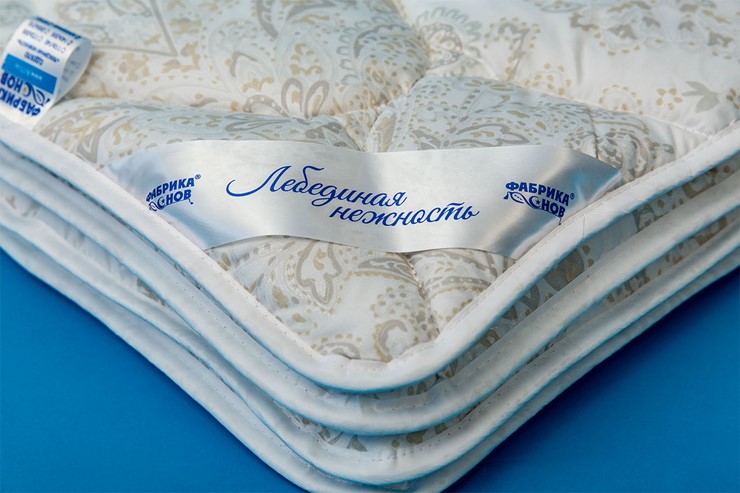 Одеяло всесезонное полутороспальное Лебединая нежность во Владивостоке - изображение 1